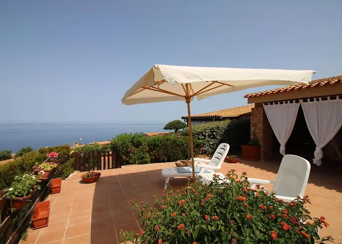 Casa Mira Con Piscina E Bellissima Vista Mare Costa Paradiso