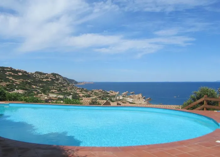Casa Mira Con Piscina E Bellissima Vista Mare Ferienhaus Costa Paradiso
