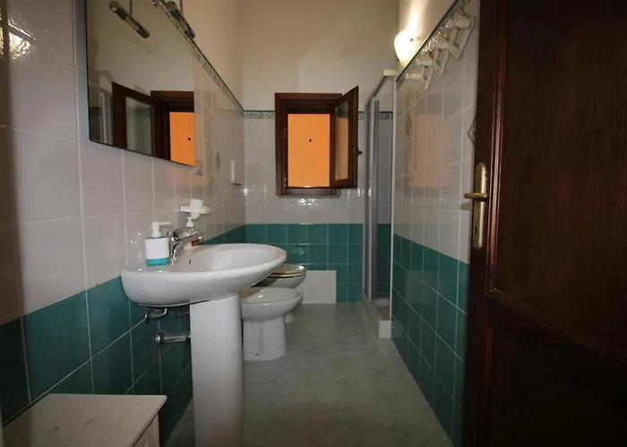 Дом отдыха Casa Mira Con Piscina E Bellissima Vista Mare Коста-Парадисо